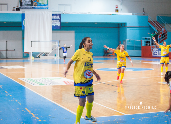 Calcio A 5 Anteprima - Serie AF. Il Bisceglie Femminile Conquista Un ...